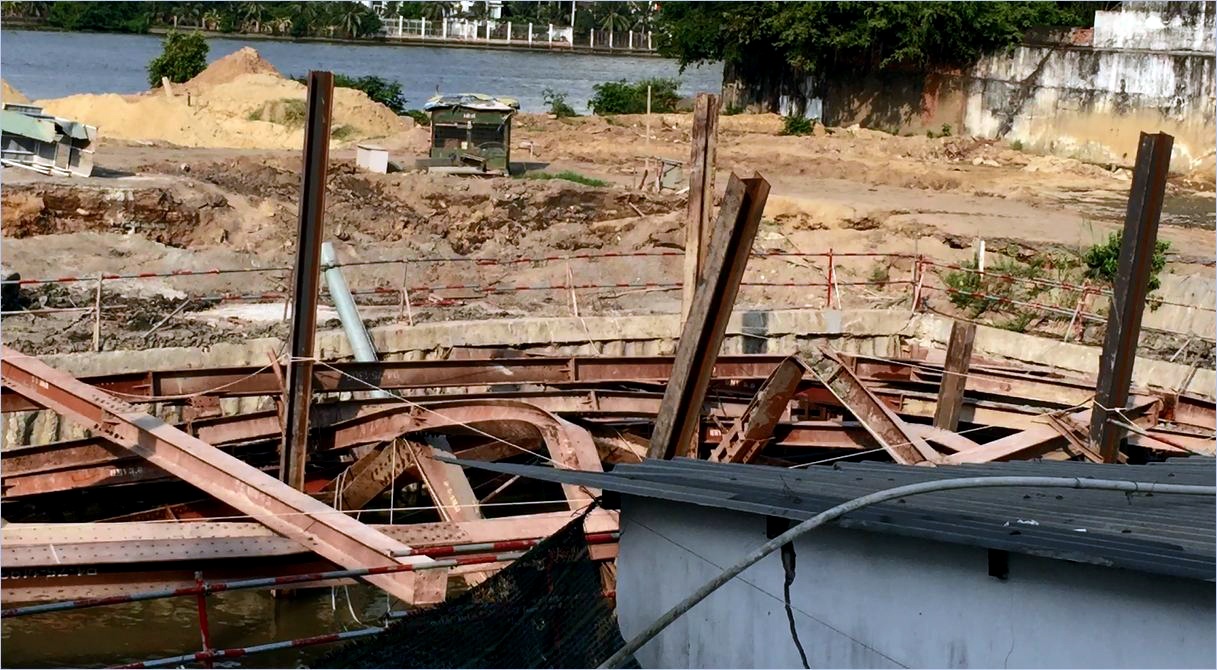 sut lun cong trinh toa nha anh 1