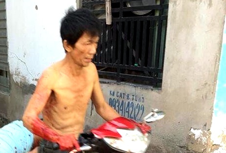 Gia dinh nan nhan len tieng vu cha vo cho xac con re hinh anh