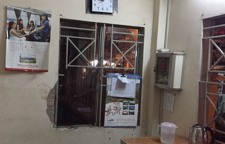 ngao da tu thuong trong chot xe lua anh 2