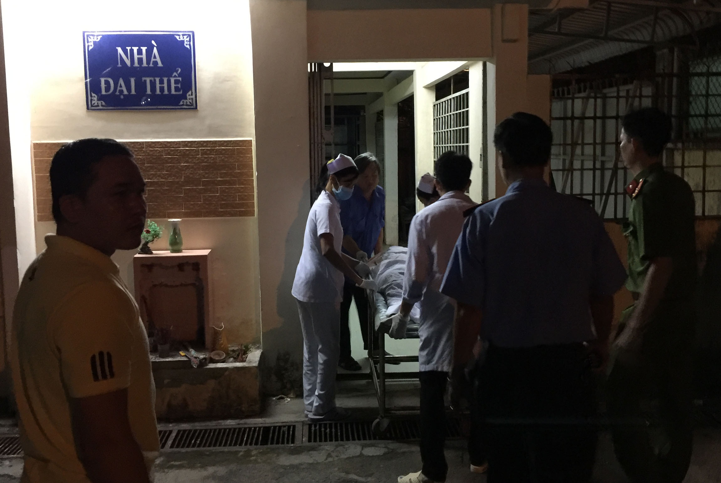 San phu va tre so sinh tu vong tai benh vien o Sai Gon hinh anh