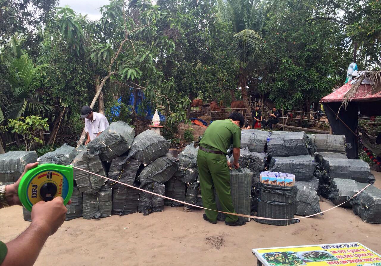 bat giu 90 nghin goi thuoc la lau anh 1