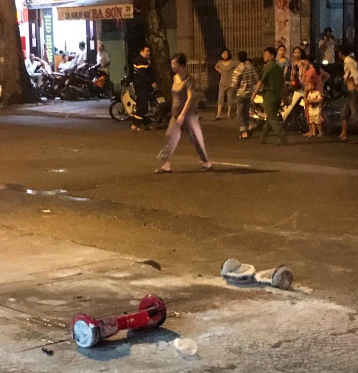 xe điện cân bằng bốc cháy ảnh 1 xe dien can bang boc chay anh 1