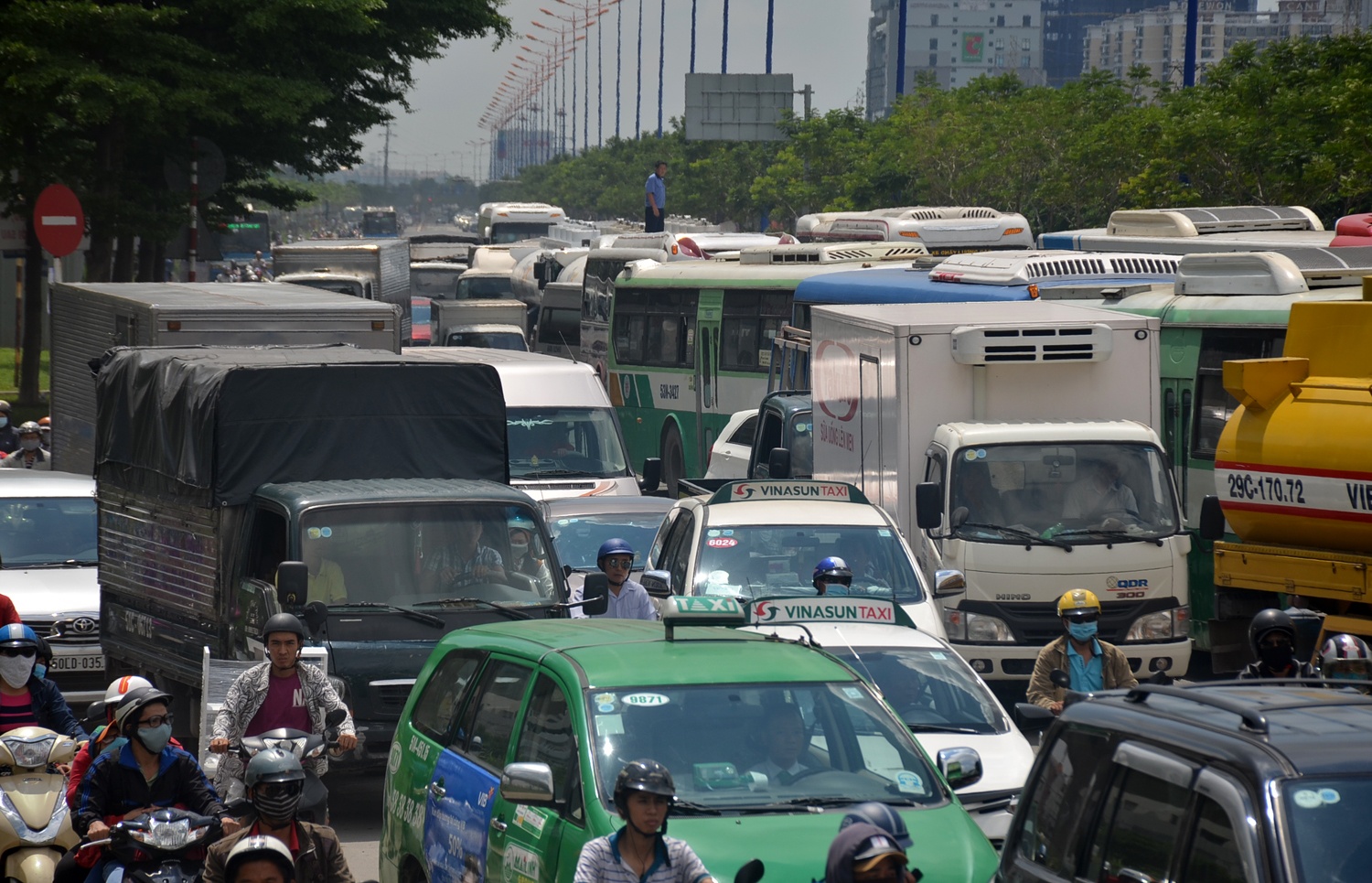 cau sai gon te liet vi tai nan anh 2