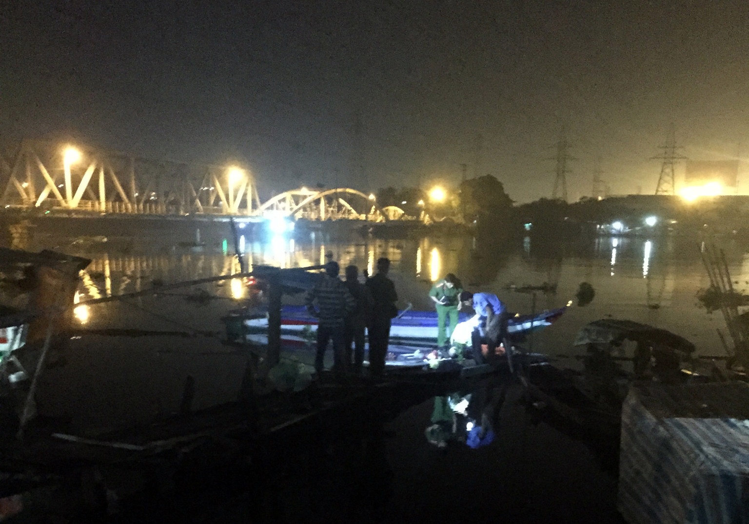 Chết đuối trên sông Sài Gòn ảnh 1 Chet duoi tren song Sai Gon anh 1