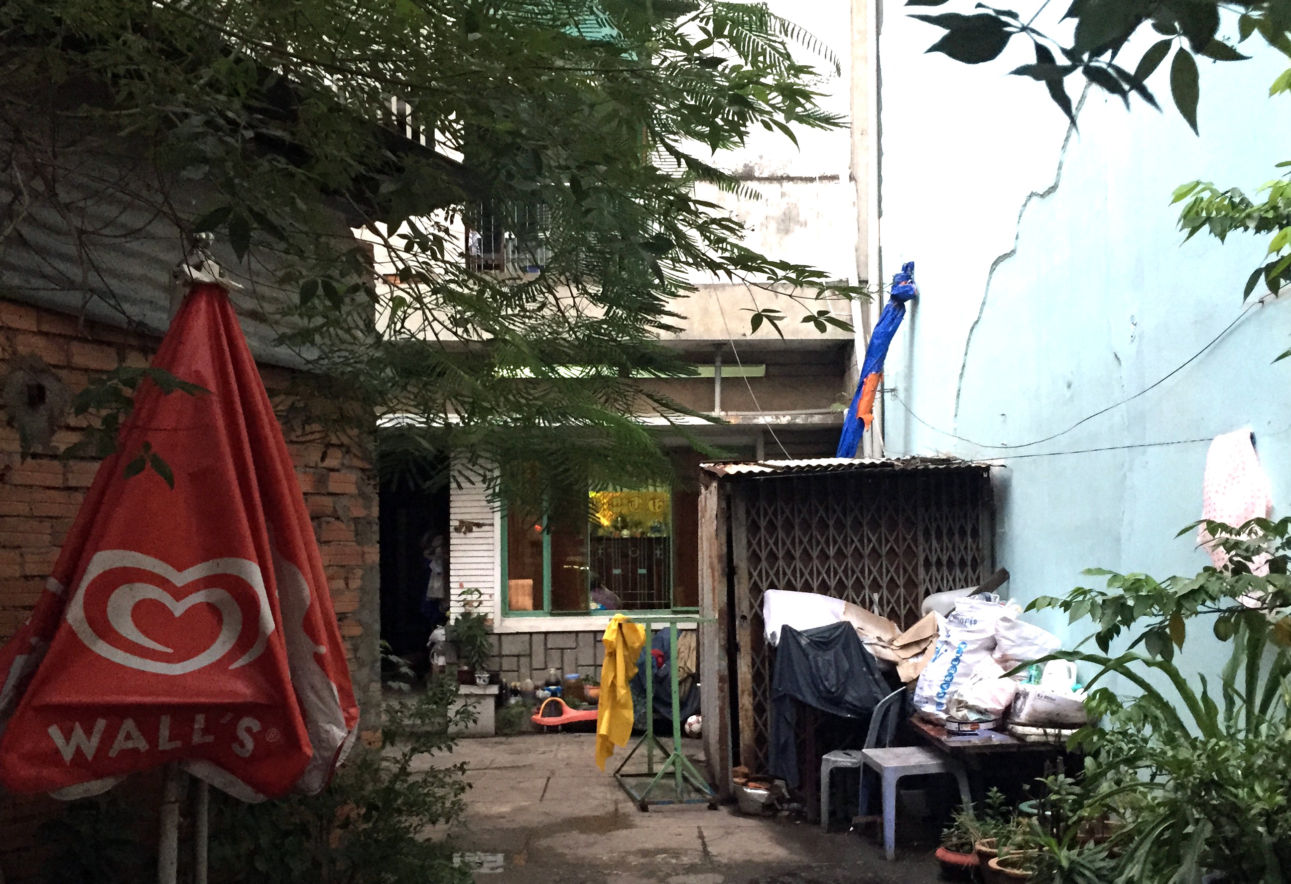 nam thanh nien bi dam o sai gon anh 1