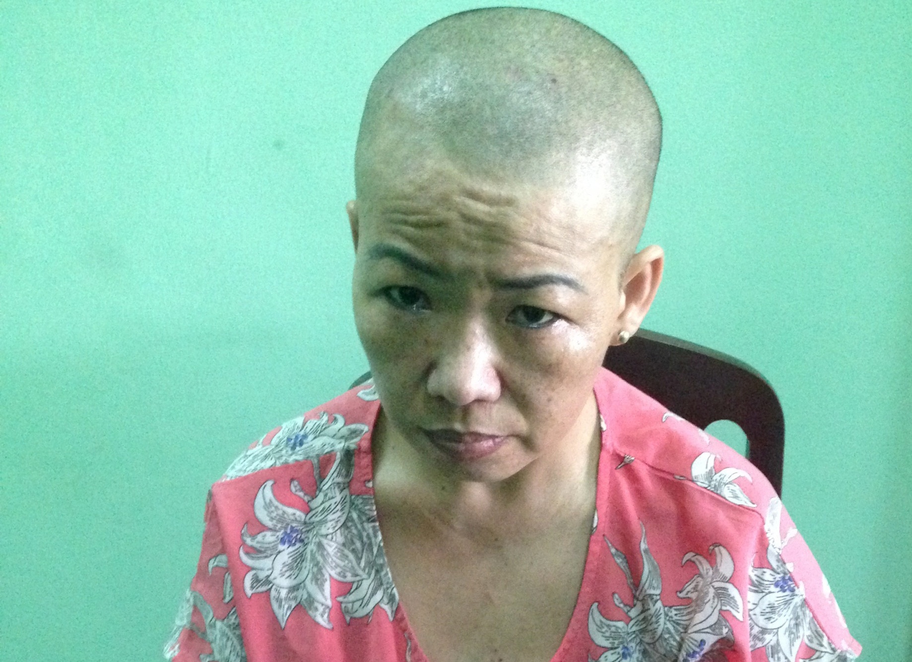 Bat mot phu nu gia cong so luong lon thuoc lac o Sai Gon hinh anh