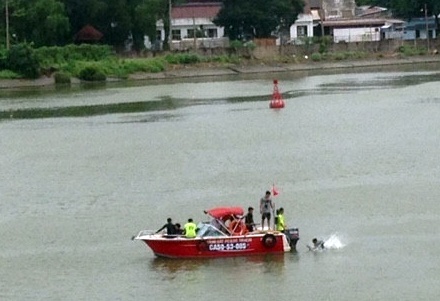 Khong co tien tra no, nam cong nhan nhay song Sai Gon tu tu hinh anh