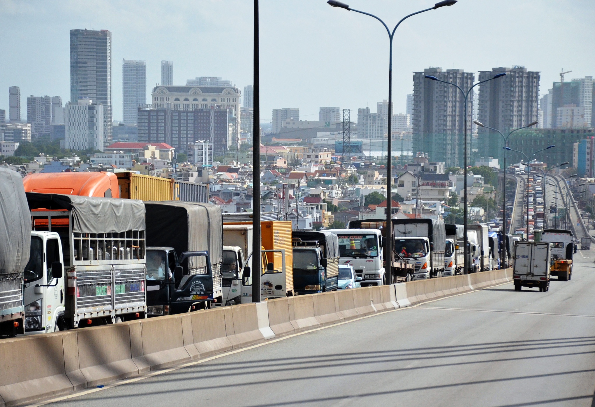 cầu phú mỹ tê liệt sau tai nạn ảnh 2 cau phu my te liet sau tai nan anh 2