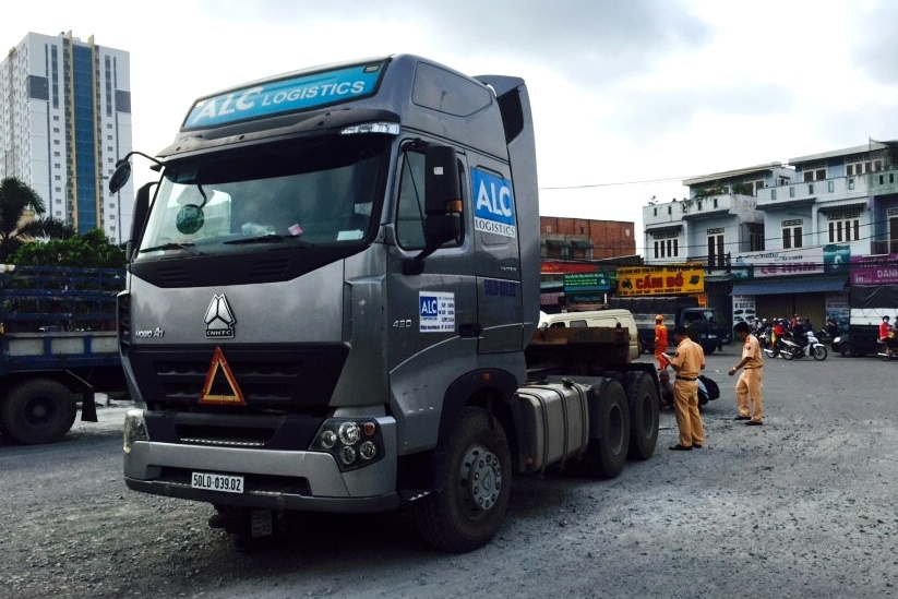 Xe dau keo can chet phu nu mang thai 7 thang hinh anh