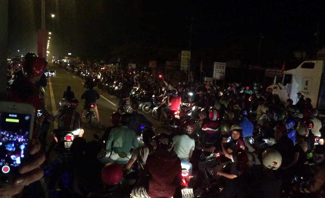 quai xe quay tung quoc lo 51 anh 1