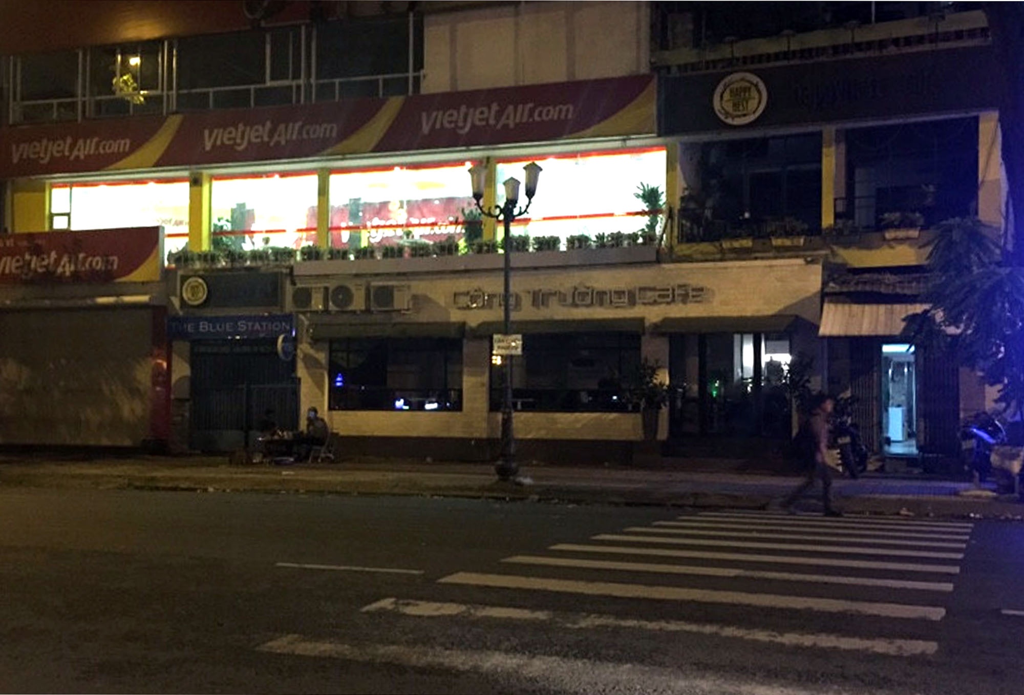 Đánh người bán hàng rong ảnh 1 Danh nguoi ban hang rong anh 1