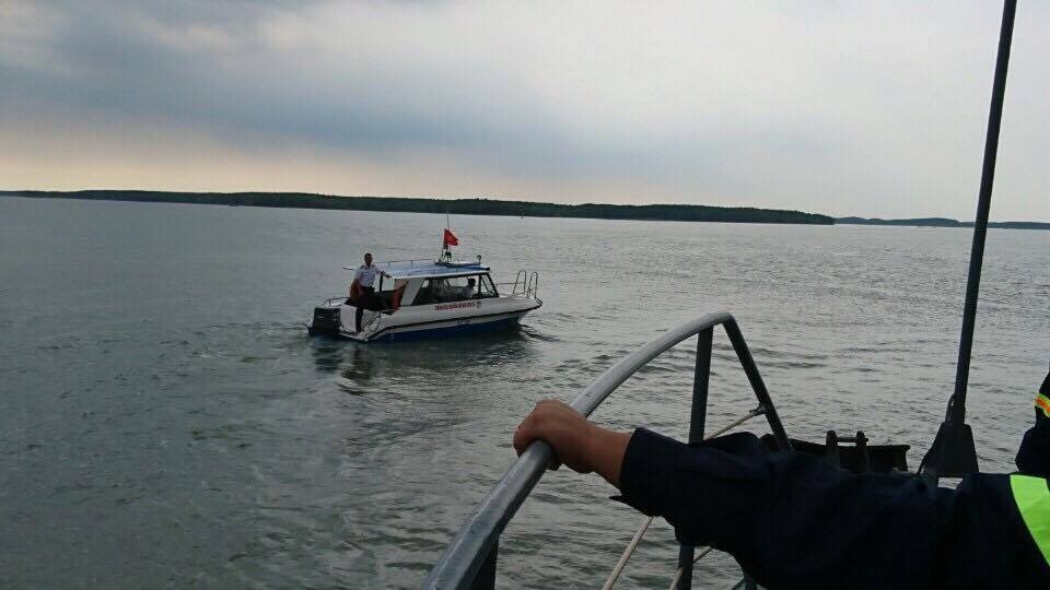 Sa lan chim sau va cham voi tau Panama, mot phu nu mat tich hinh anh