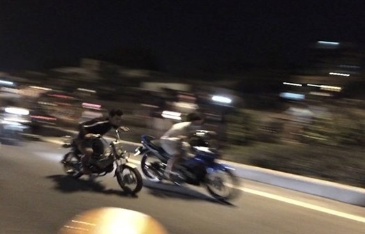 ‘Quai xe’ chan quoc lo de dua xe tai ngoai o Sai Gon hinh anh