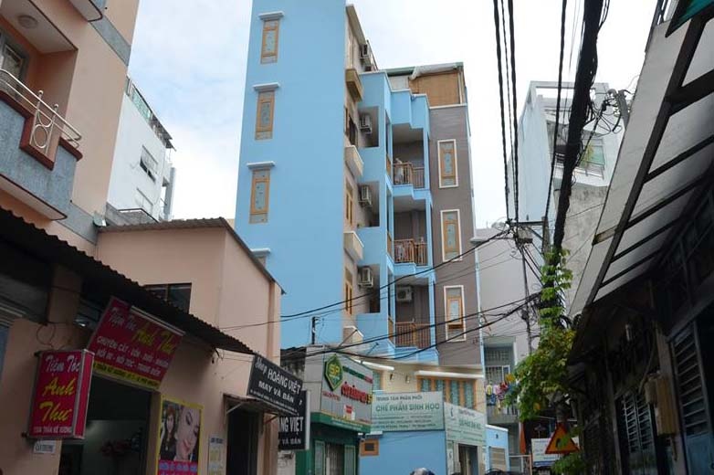 4 người bị kẹt trong đám cháy ảnh 1 4 nguoi bi ket trong dam chay anh 1