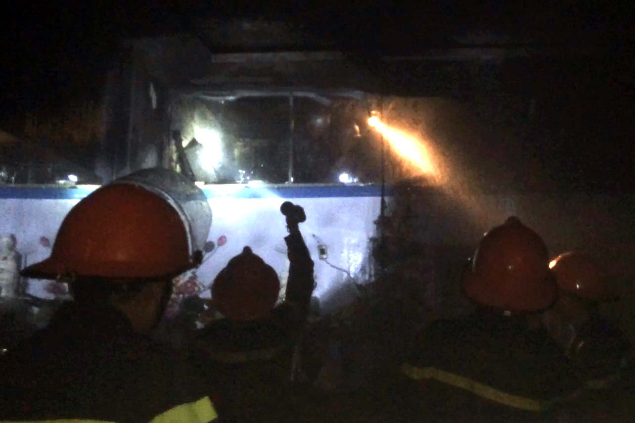 2 cha con thuong vong trong vu hoa hoan o Sai Gon hinh anh