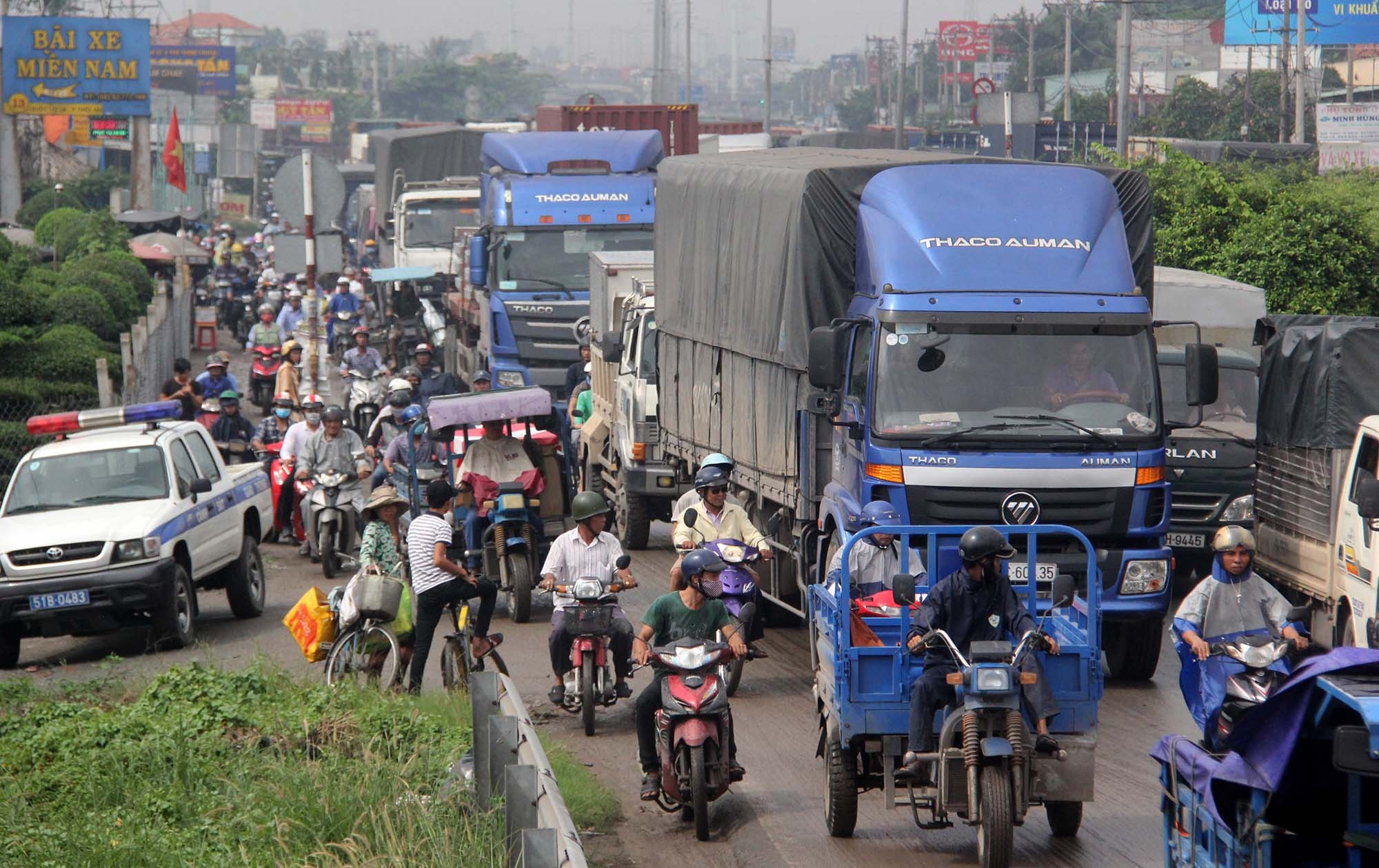 tai nan lien hoan tren quoc lo 1 anh 3