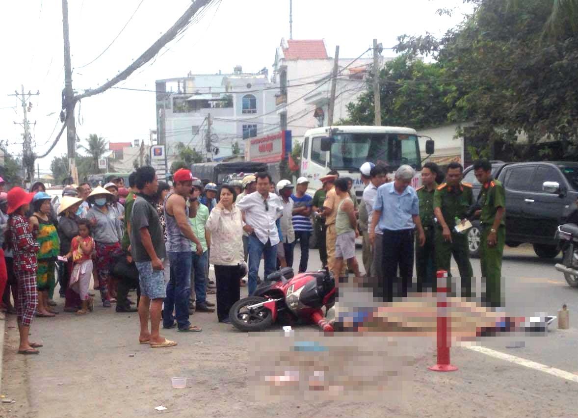 xe ben can chet nam sinh anh 1