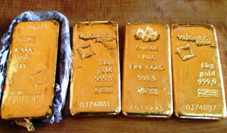 'Tron' vao vien tam than sau khi cuom 7 kg vang cua bo vo hinh anh