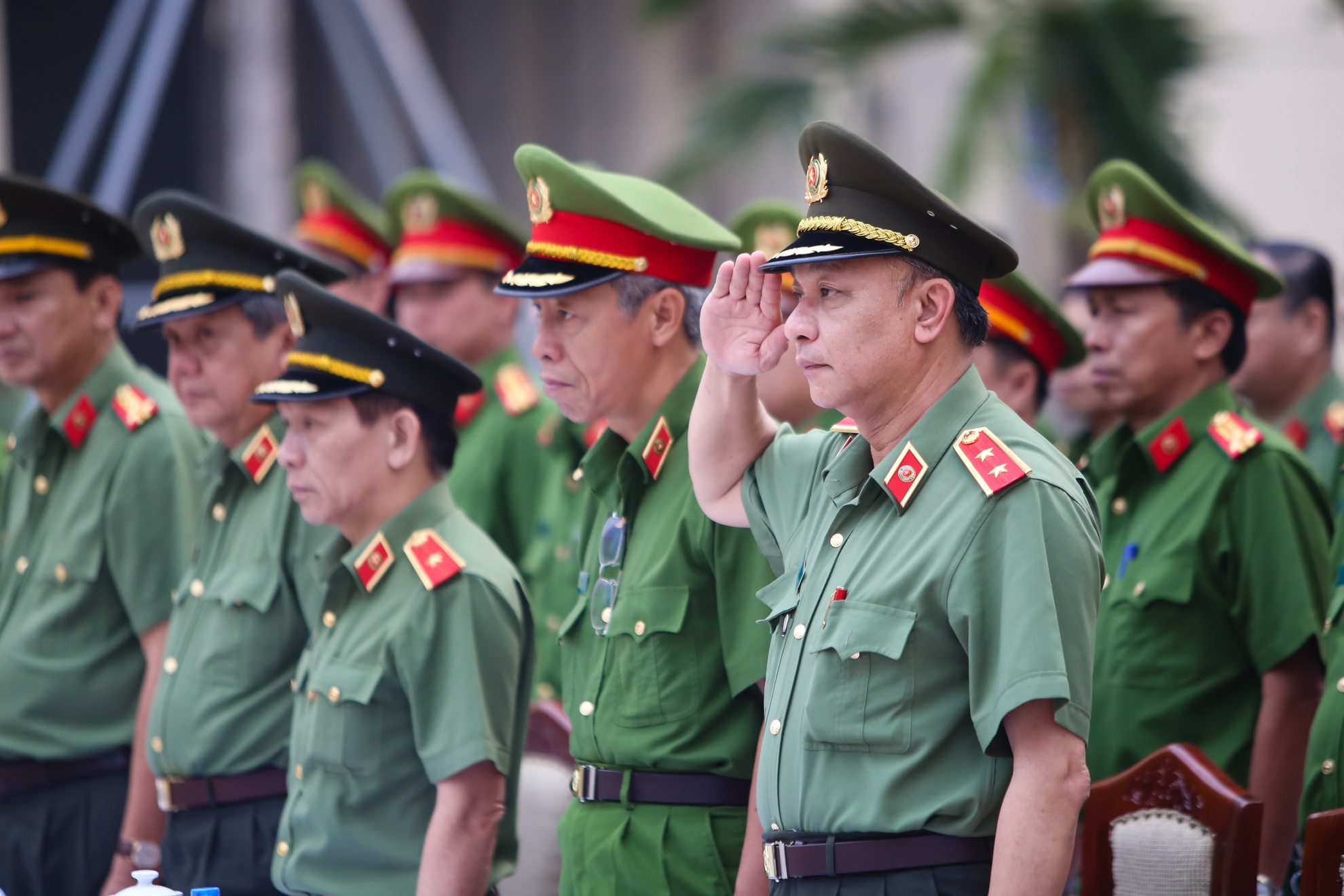 Doi canh sat hinh su dac nhiem huong Nam anh 3