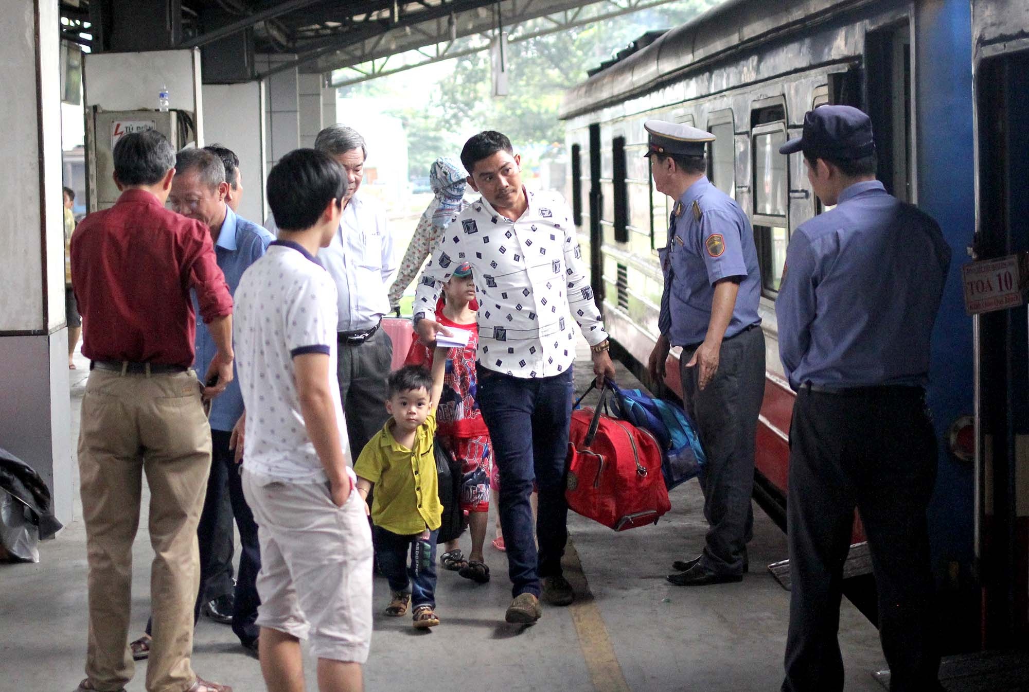 truong tau ke nhieu nam khong giao thua anh 1