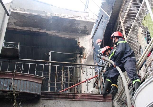 tự đốt nhà do mâu thuẫn ảnh 1 tu dot nha do mau thuan anh 1