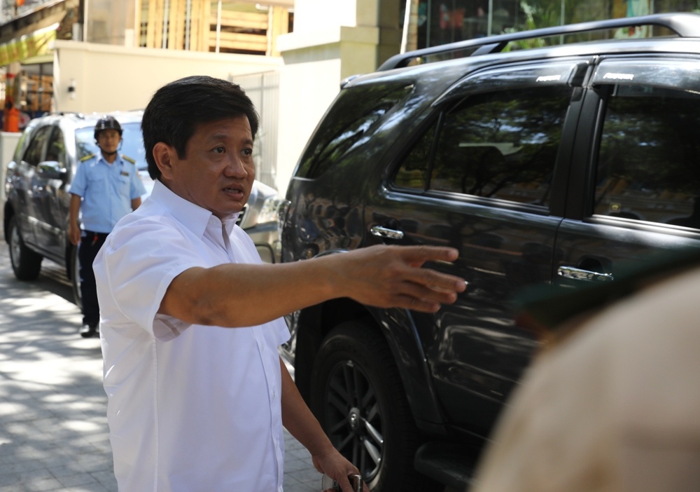 Quan 1 'ha nhiet' trong chien dich dep via he Sai Gon hinh anh