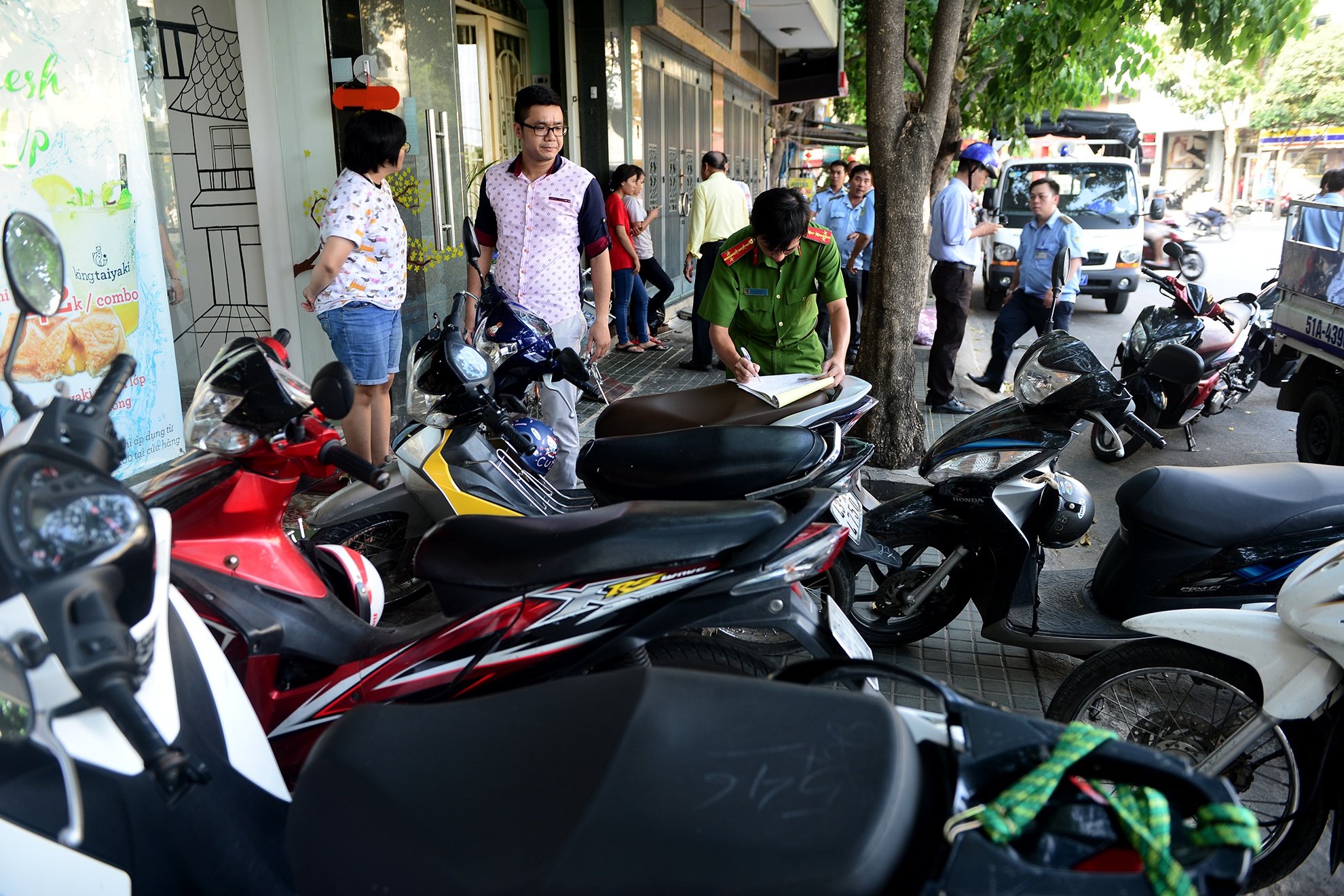 cuoc chien gianh via he o quan 1 anh 8