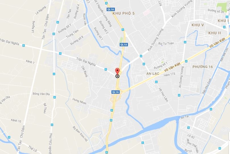 xe tai cuon thai phu vao gam anh 2