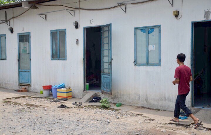 Chém người đàn ông trước phòng trọ ảnh 1 Chem nguoi dan ong truoc phong tro anh 1