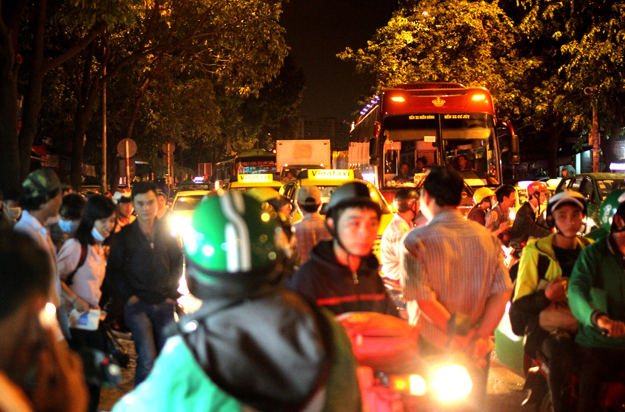 ben xe mien dong ket xe anh 3