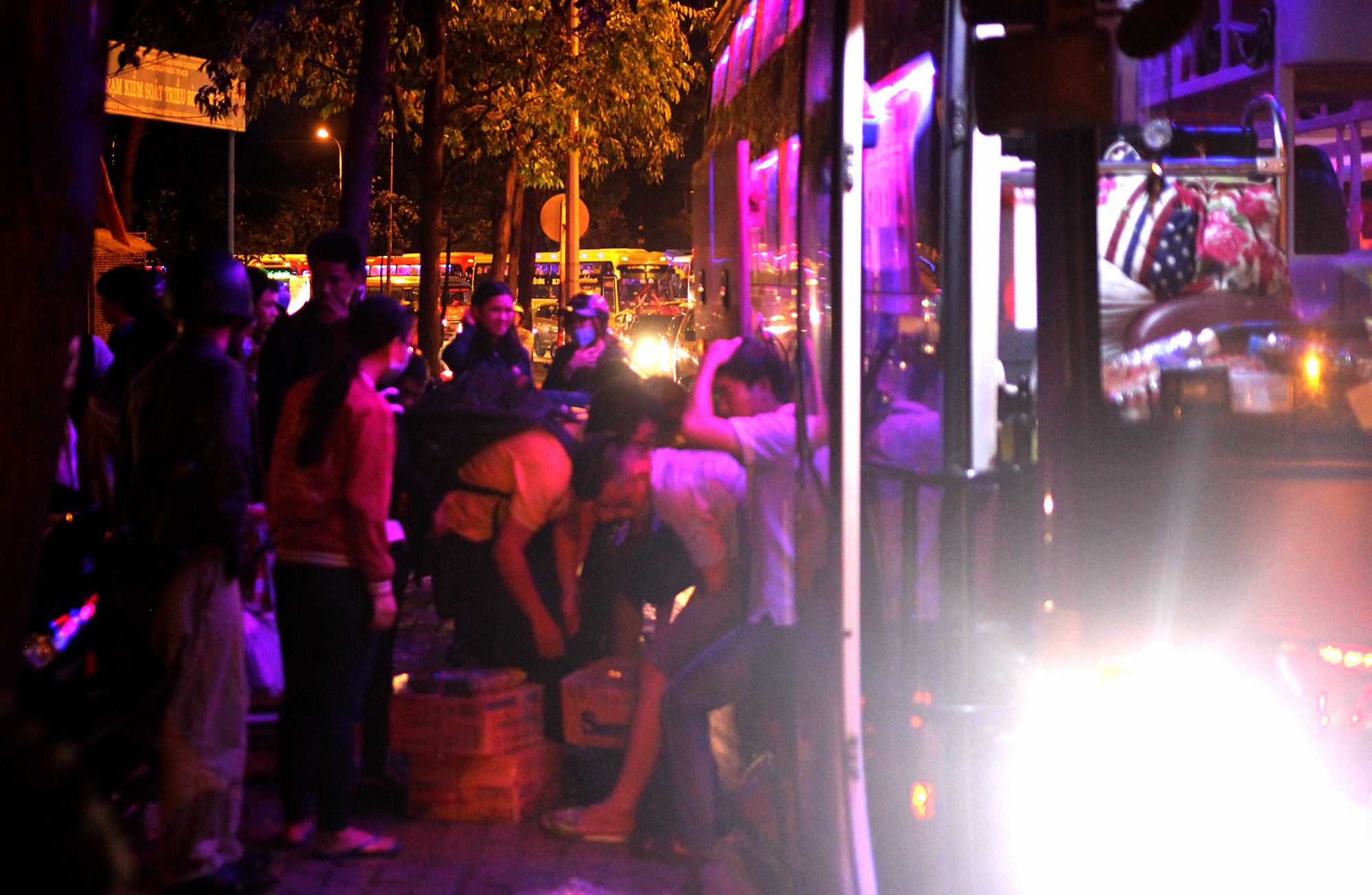 ben xe mien dong ket xe anh 6