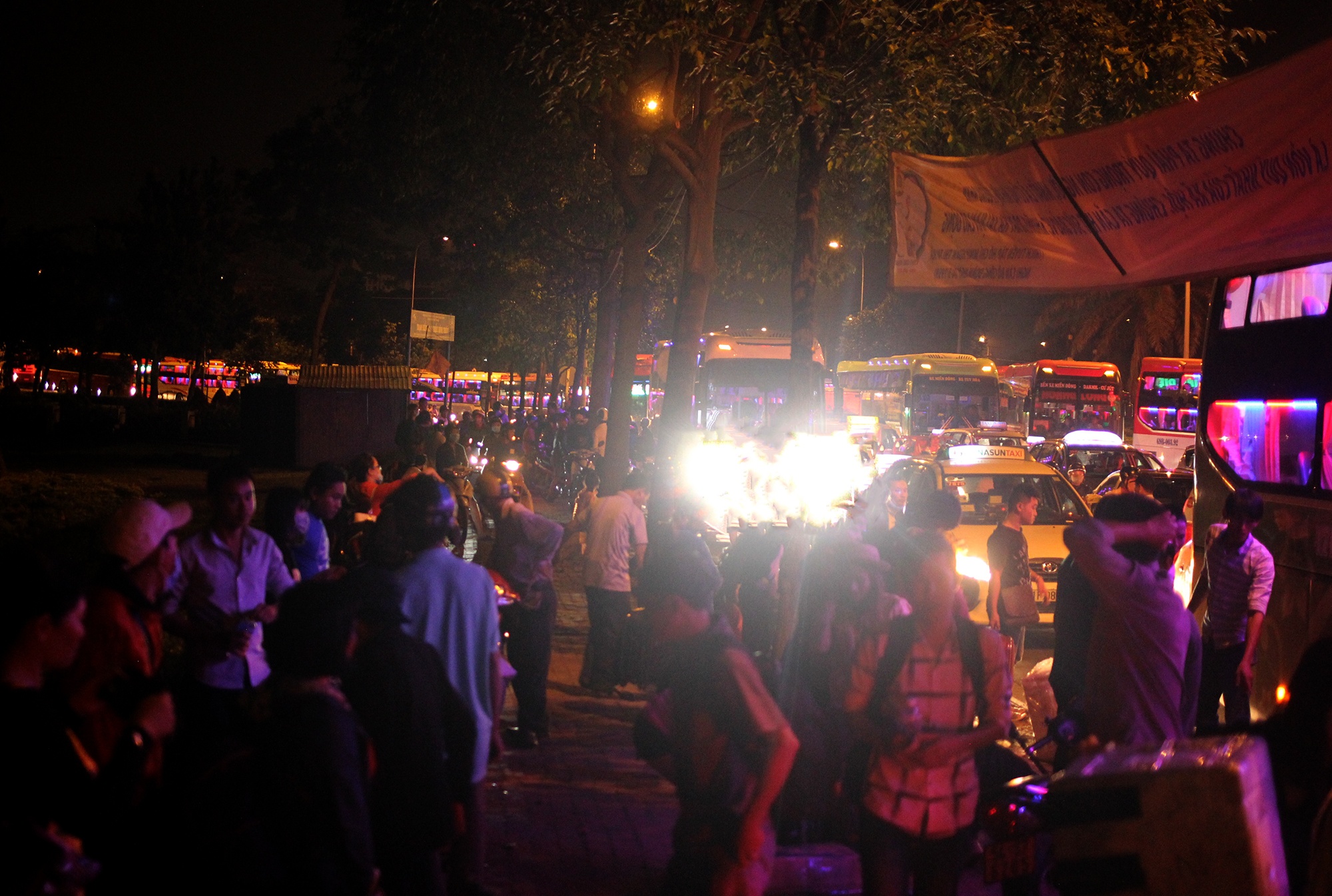 ben xe mien dong ket xe anh 7