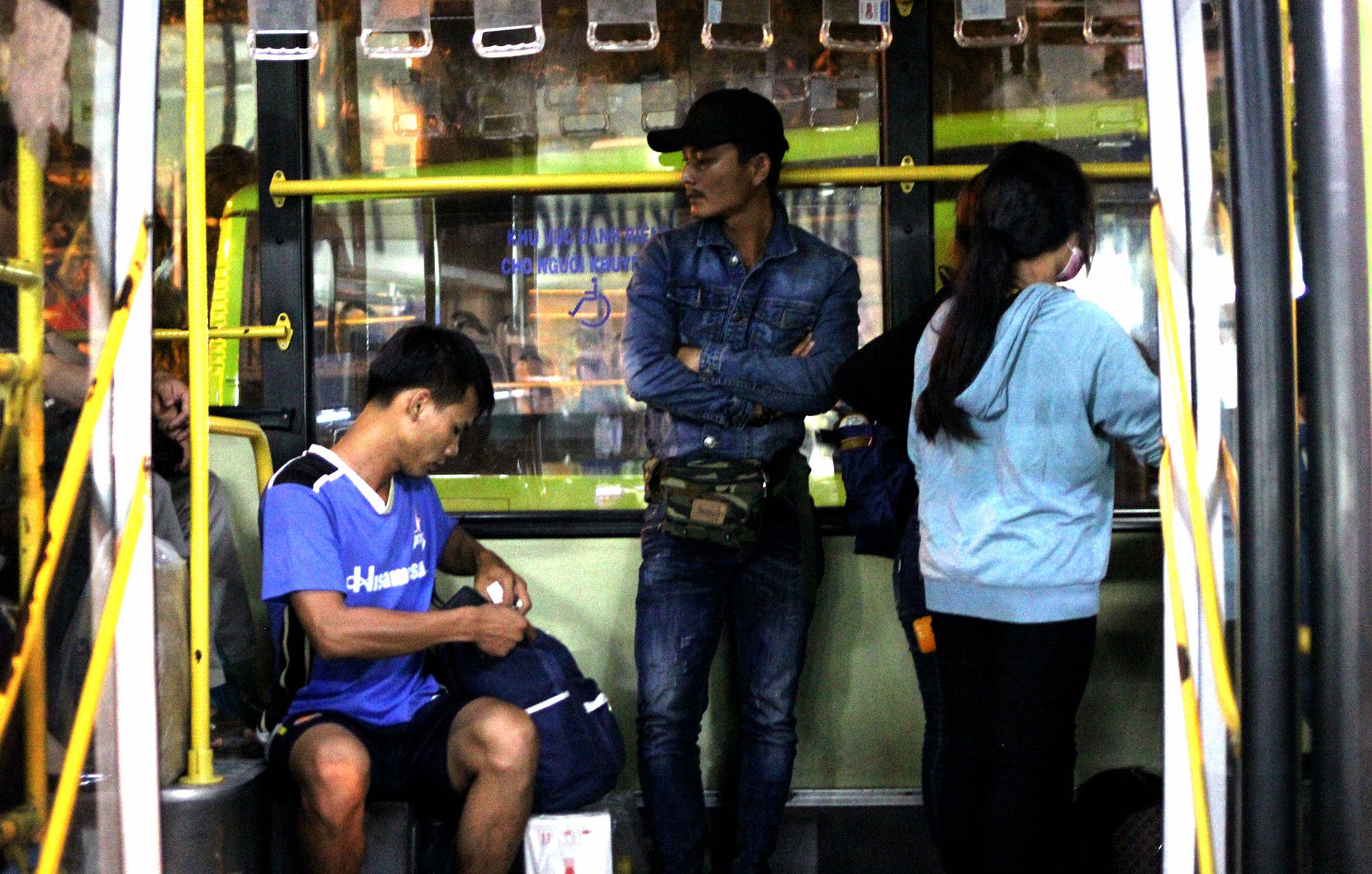 ben xe mien dong ket xe anh 11