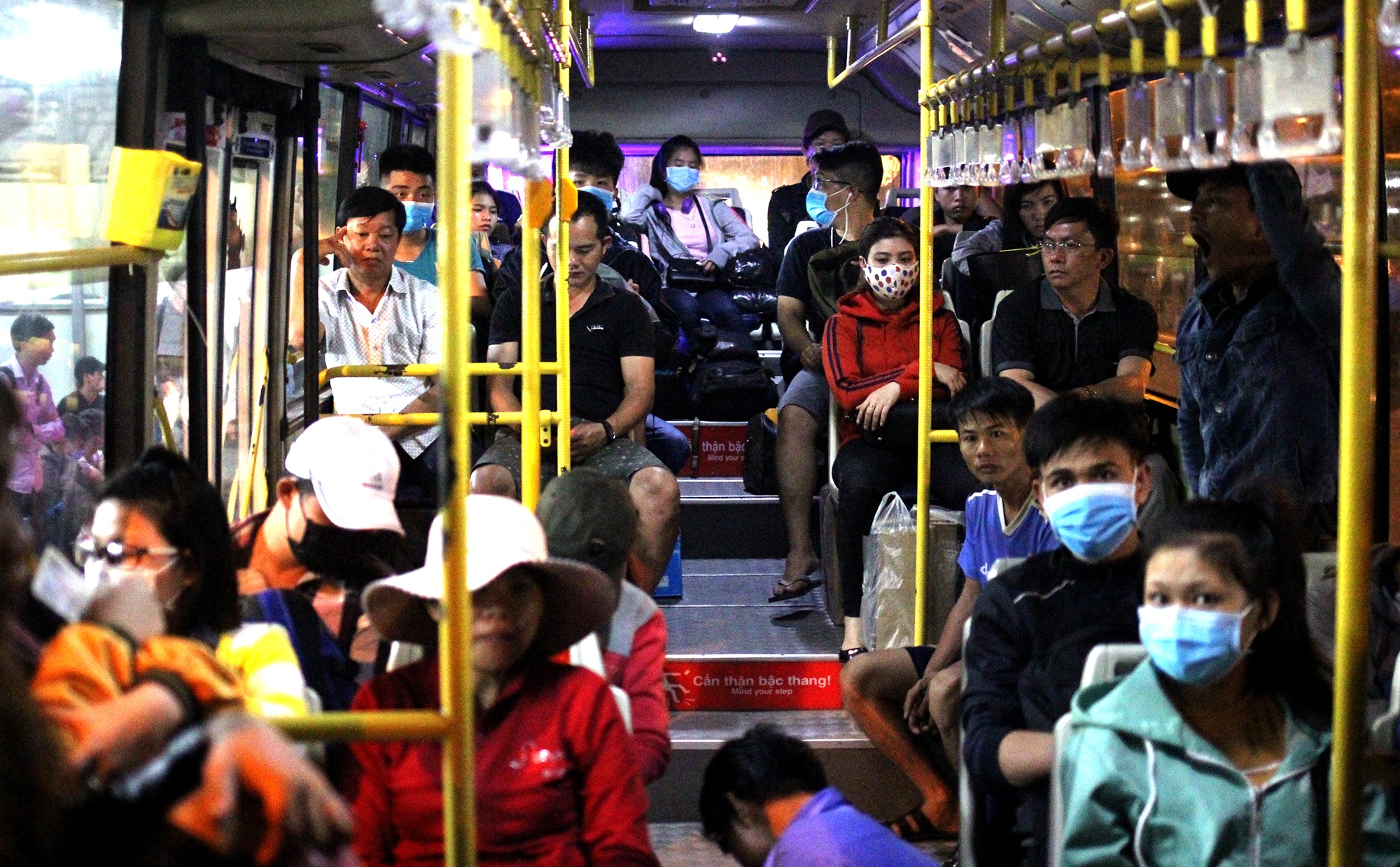 ben xe mien dong ket xe anh 12