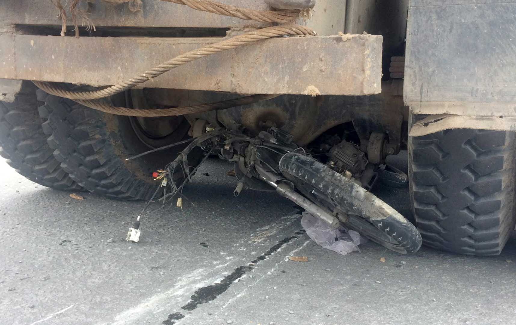 xe ben can nat vu xe may anh 1