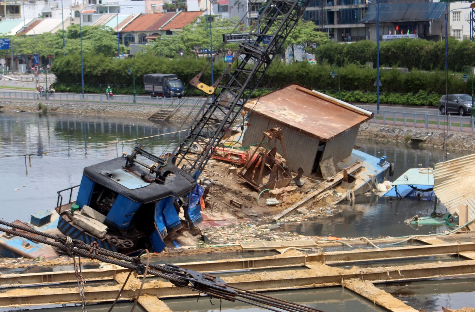 Sa lan thi cong cong ngan trieu nghin ty o Sai Gon chim gan cau Mong hinh anh