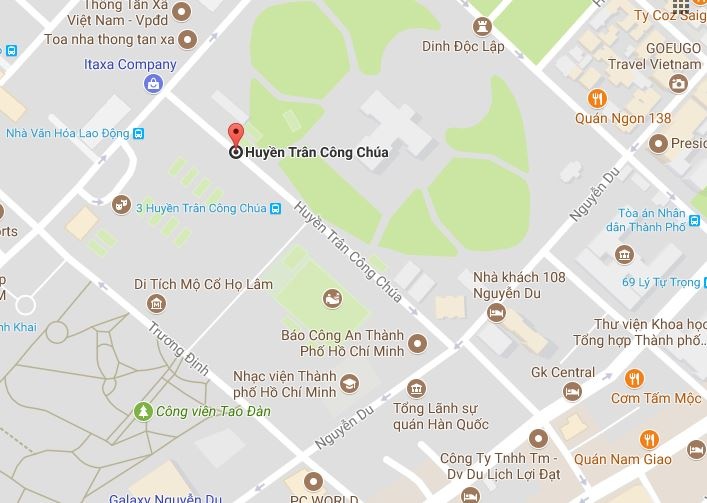 cay nga de cua hang o quan 1 anh 3