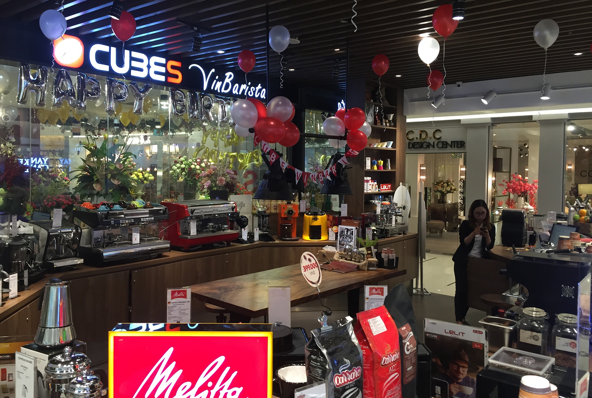 Khanh casa tat co gai o sai gon anh 1