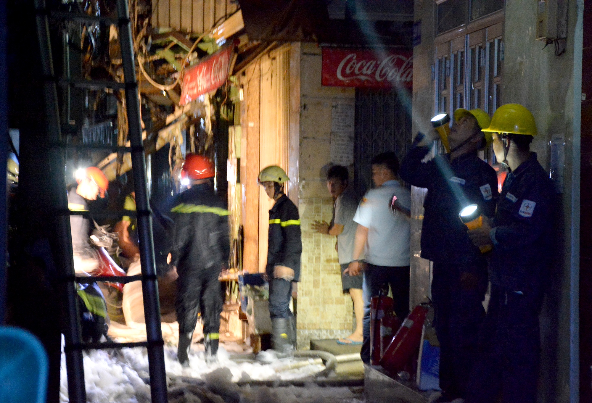 pho bui vien boc chay ngun ngut anh 4