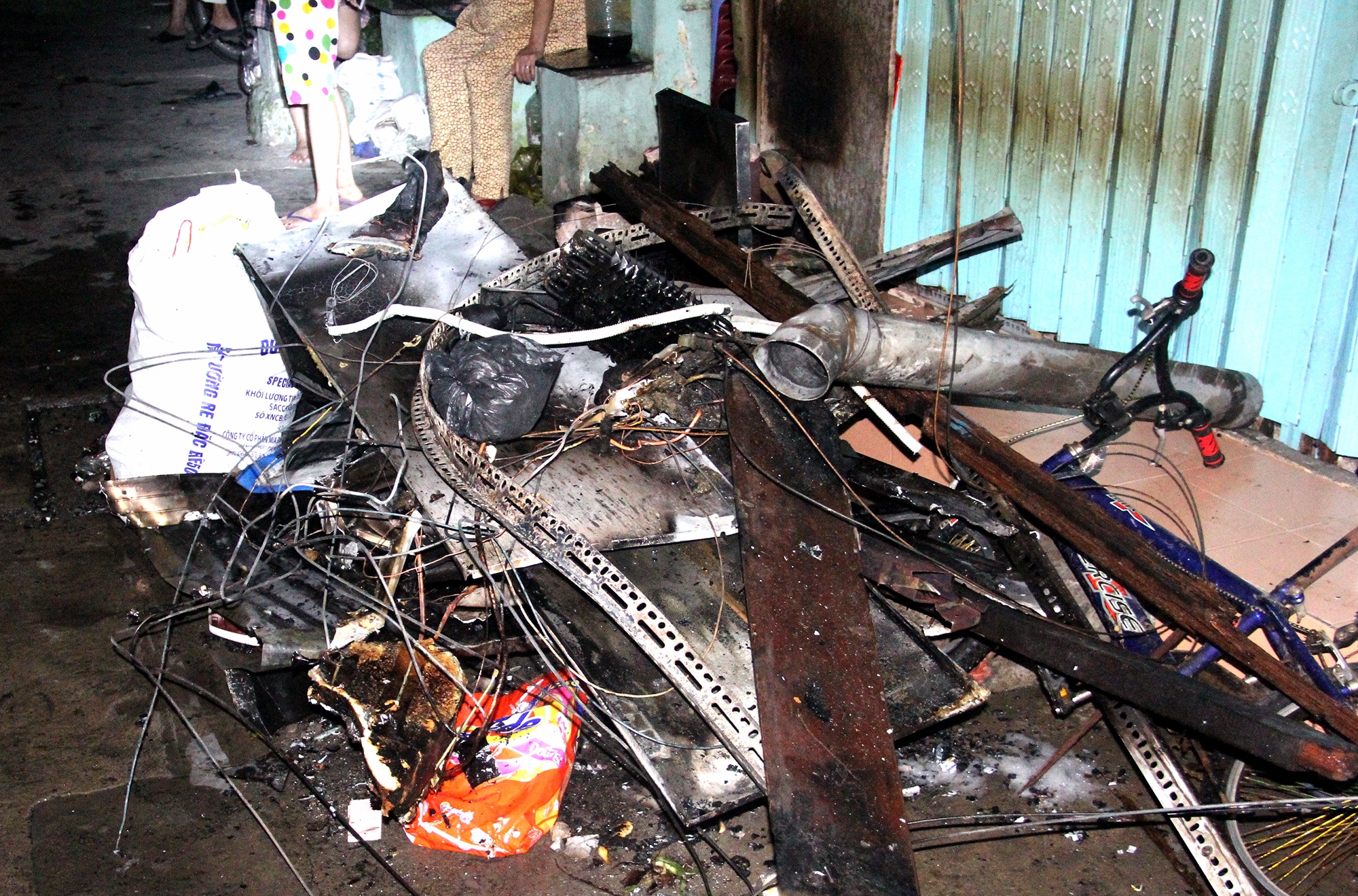 pho bui vien boc chay ngun ngut anh 9