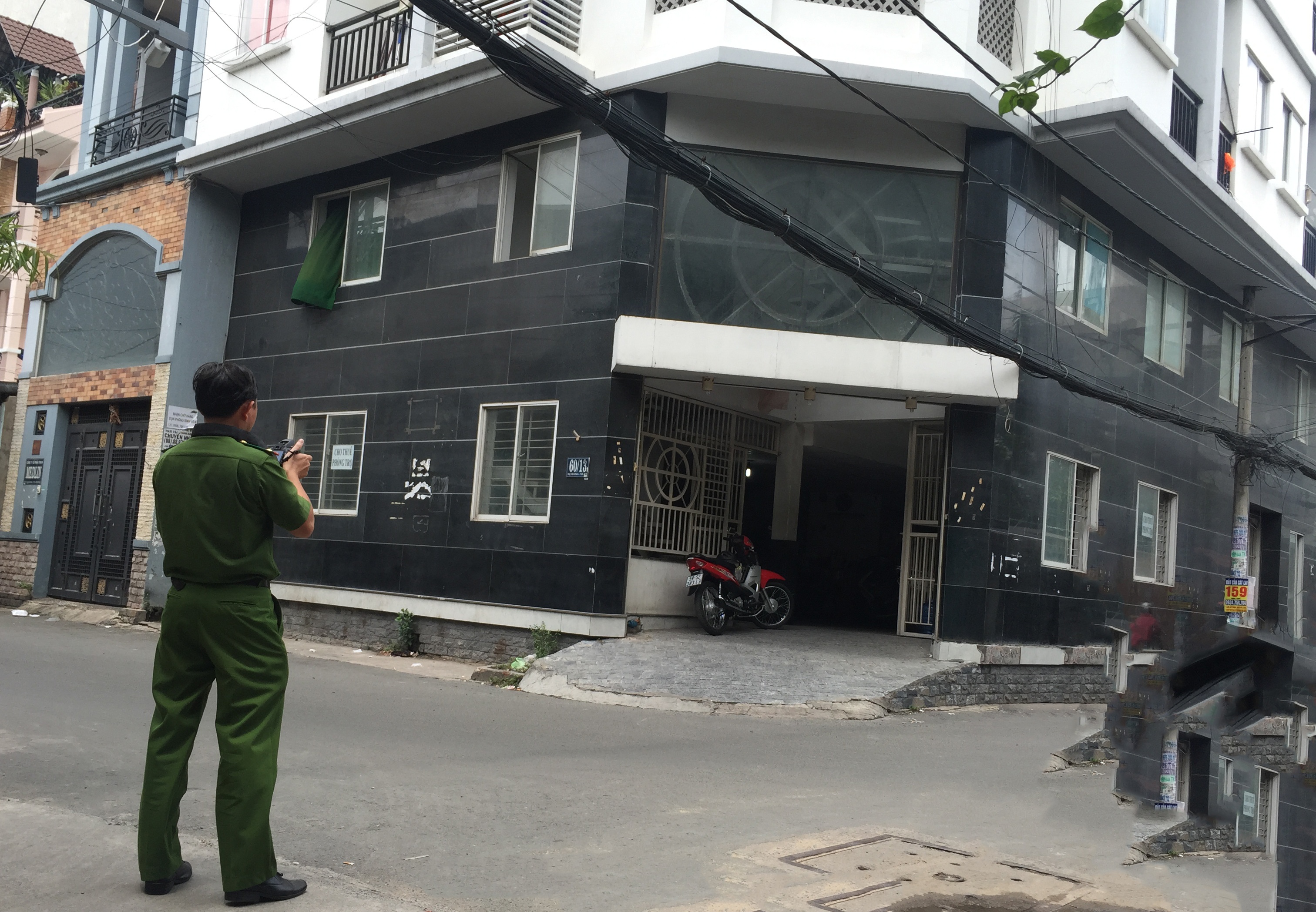 Kham nghiem hien truong vu nam thanh nien bi dam o Sai Gon hinh anh