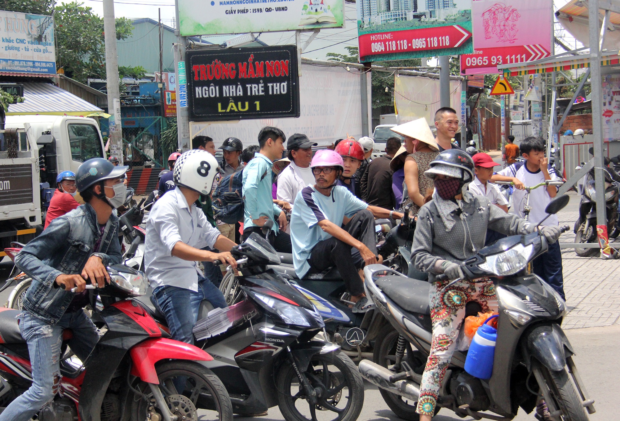 thi thể thanh niên trong bao rác ảnh 2 thi the thanh nien trong bao rac anh 2