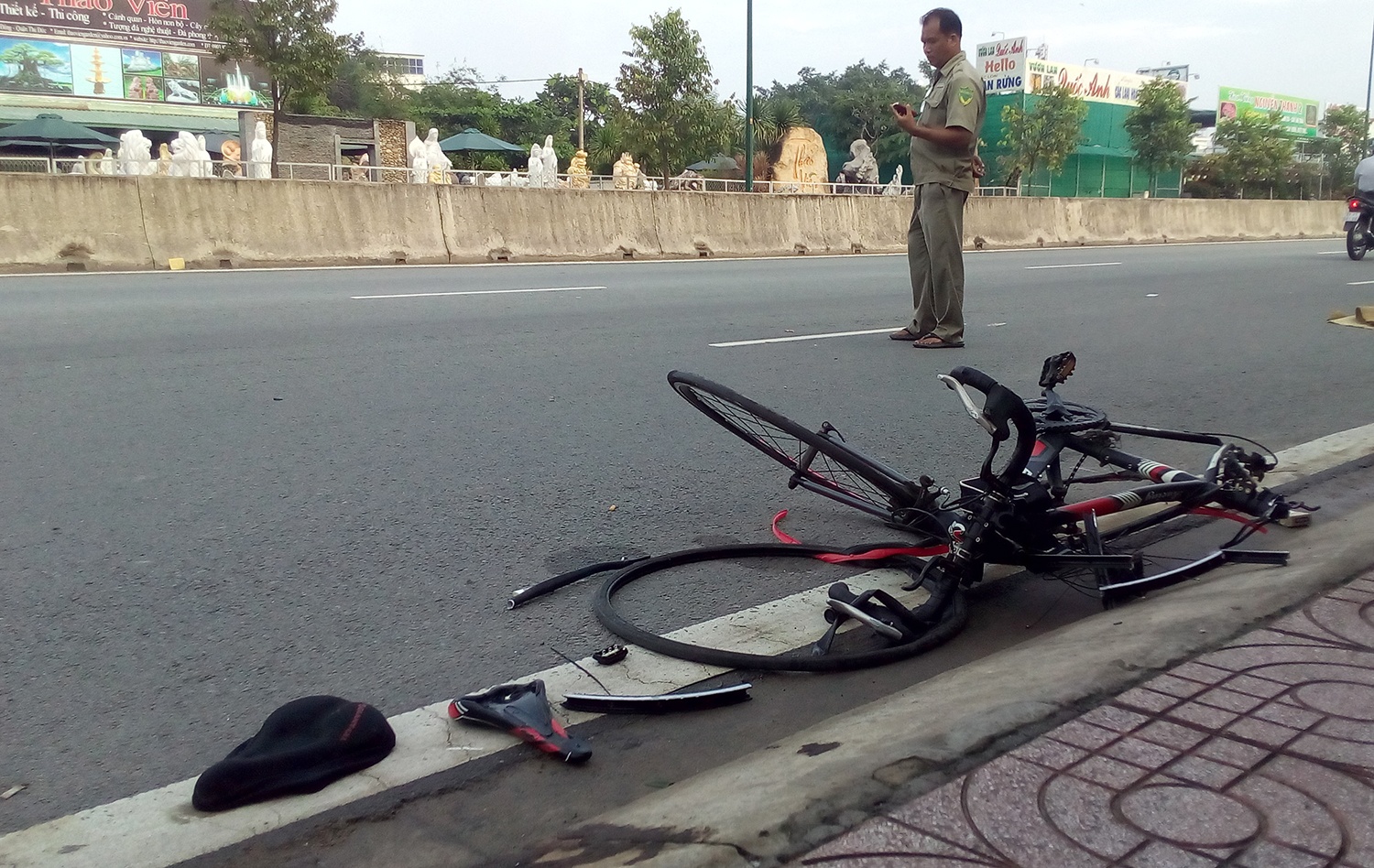 tông chết người ở sài gòn ảnh 3 tong chet nguoi o sai gon anh 3