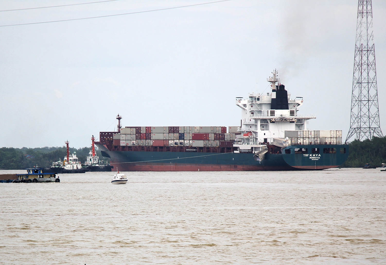 tai nan duong thuy o sai gon anh 1