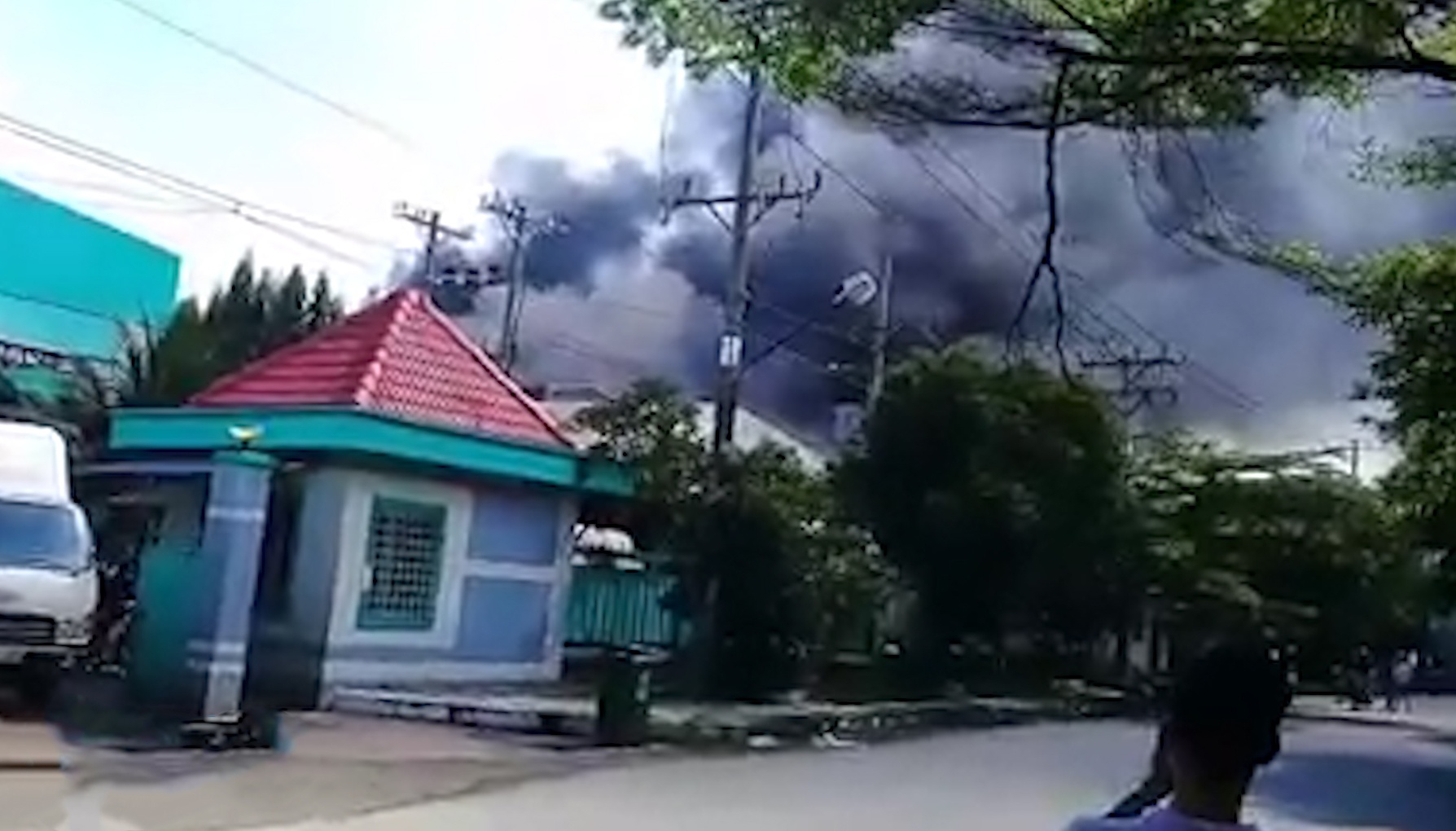 200 m2 nha xuong bi thieu rui sau vu hoa hoan o Sai Gon hinh anh