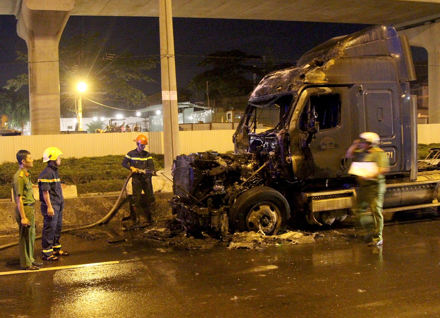 chay xe dau keo o sai gon anh 2