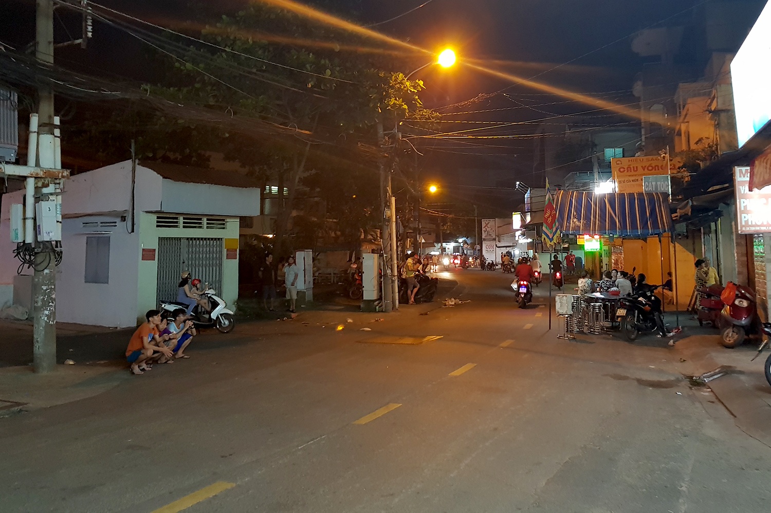 bé trai bị sát hại ở sài gòn ảnh 4 be trai bi sat hai o sai gon anh 4