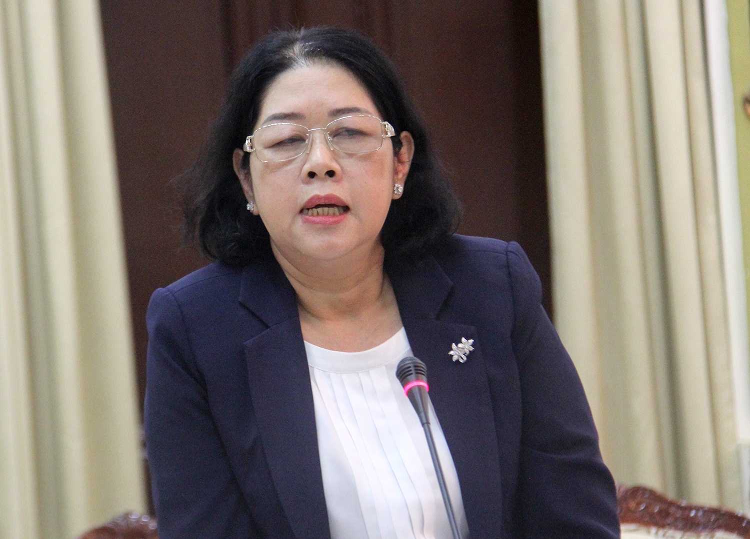 bao mau danh tre mam non anh 3