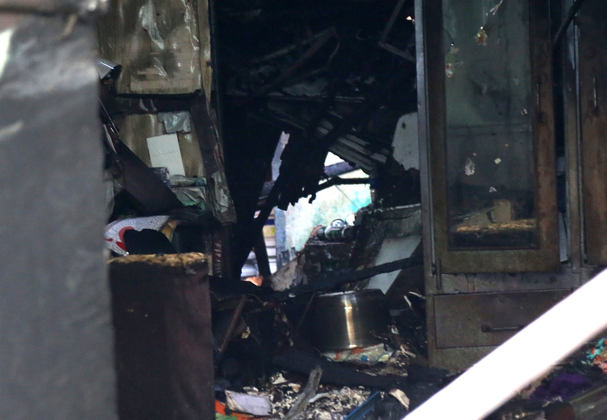 chay nha 3 me con chet anh 5