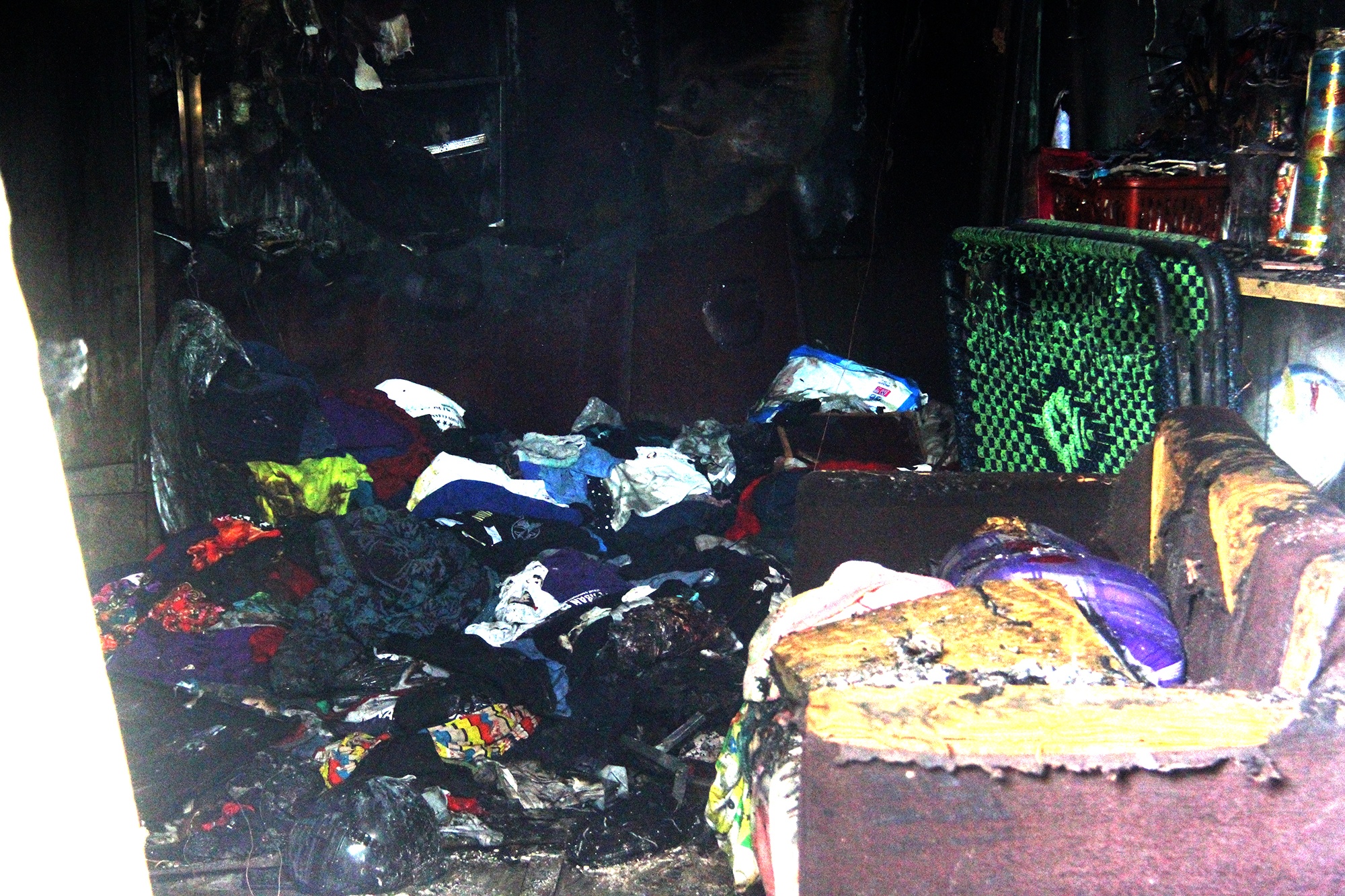 chay nha 3 me con chet anh 7